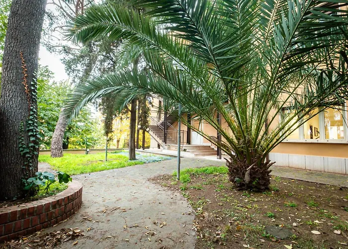 Ah Roma Hostel